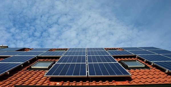 Panneau solaire photovoltaïque : expertise et avis client 5 étoiles